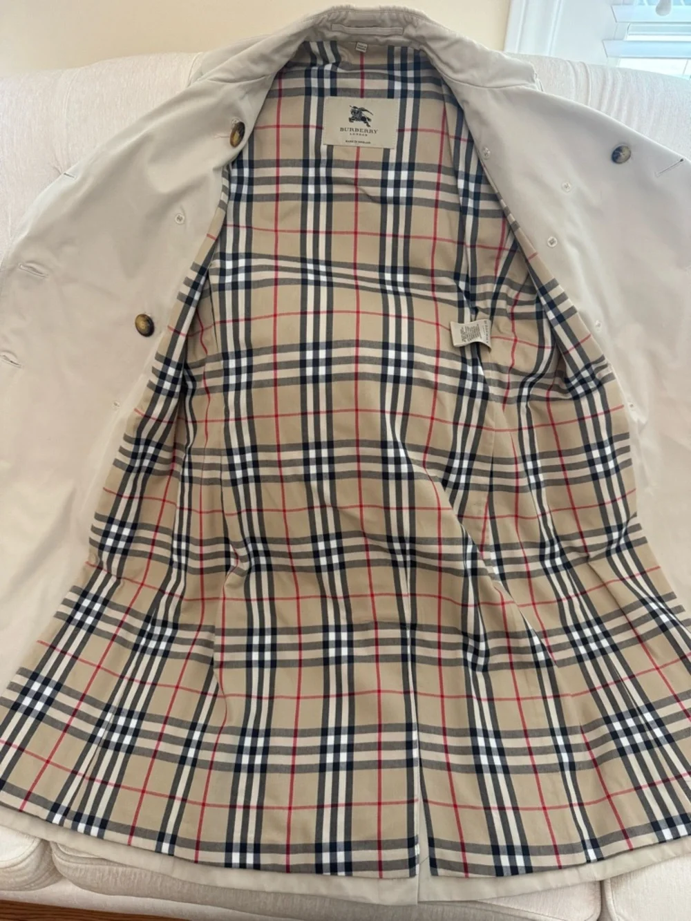 Vintage Burberry Beige Double-Breasted Kensington Trench Coat US Size 8 Slim - Picture 7 of 16